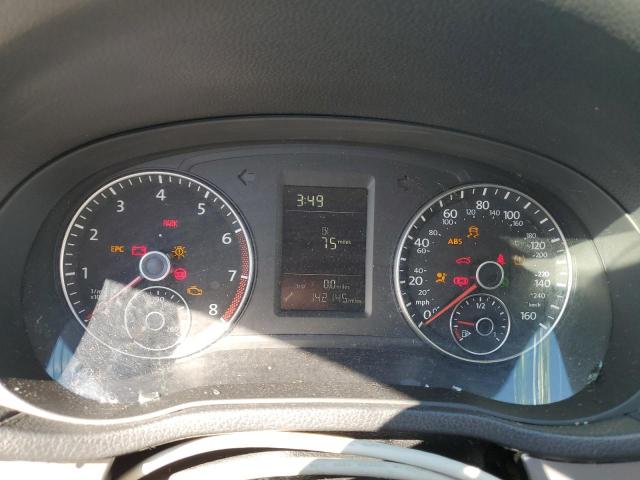 Photo 9 from auction – 2014 VOLKSWAGEN PASSAT S with VIN 1VWAS7A31EC035259