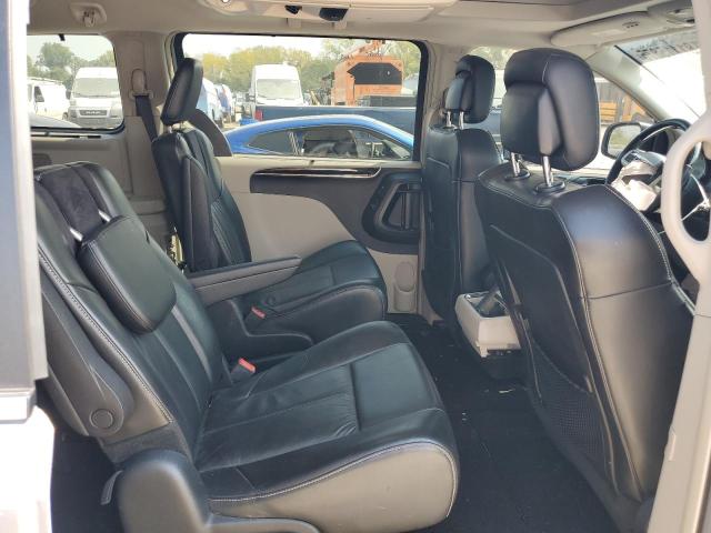 Photo 10 from auction – 2014 CHRYSLER TOWN & COU with VIN 2C4RC1GG9ER468216
