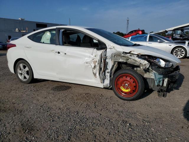 Photo 4 from auction – 2012 HYUNDAI ELANTRA GL with VIN 5NPDH4AE2CH112396