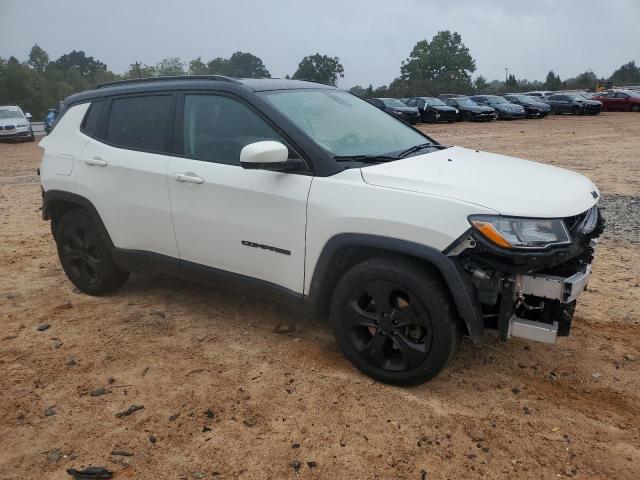 Photo 4 from auction – 2019 JEEP COMPASS LATITUDE with VIN 3C4NJCBB4KT636865