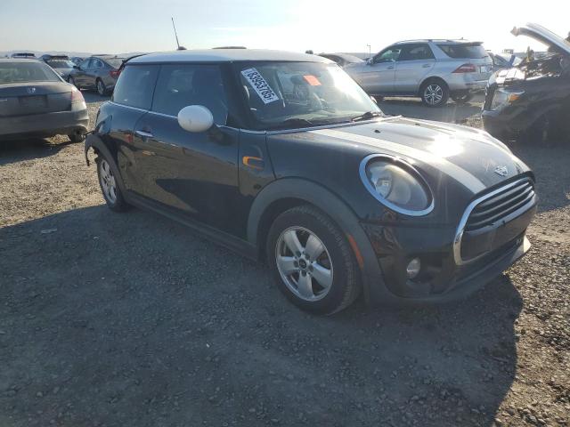 Photo 4 from auction – 2016 MINI COOPER with VIN WMWXP5C58G2D13911