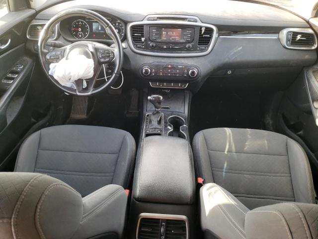 Photo 8 from auction – 2016 KIA SORENTO LX with VIN 5XYPG4A34GG031105