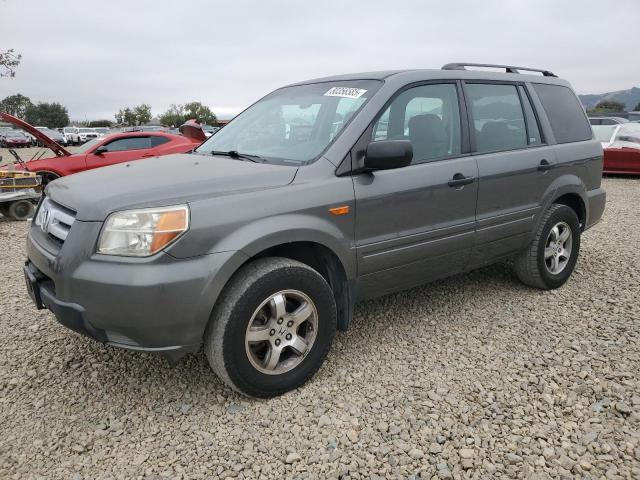 HONDA PILOT LX 2007 with VIN 5FNYF18177B015949 - Photo from auction