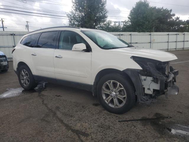 Foto 4 de la subasta – 2015 CHEVROLET TRAVERSE con VIN 1GNKRGKD4FJ256580