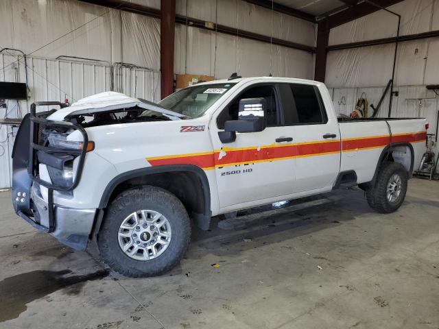 CHEVROLET SILVERADO 2021 with VIN 1GC2YLE79MF309249 - Photo from auction