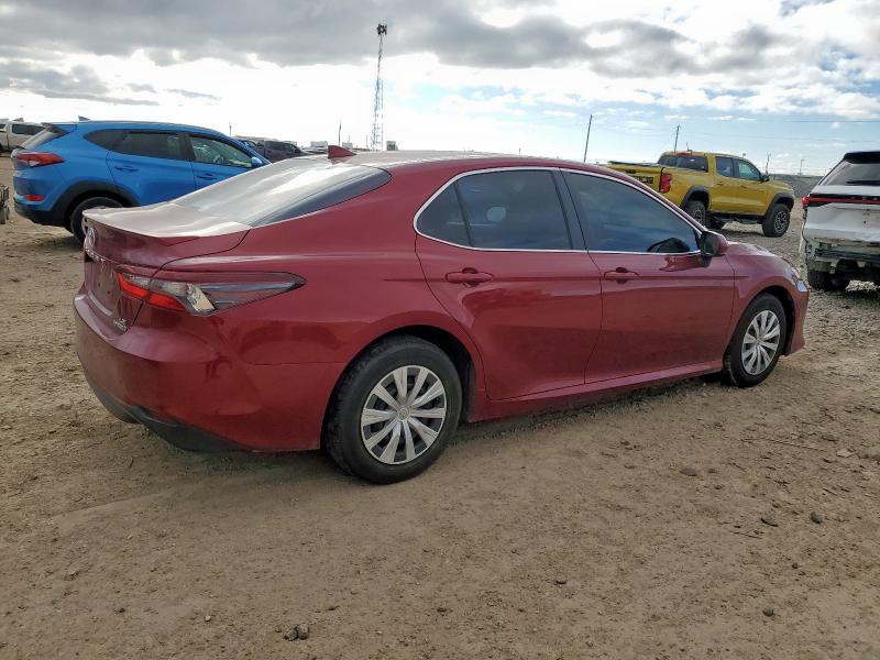 Photo 3 from auction – 2022 TOYOTA CAMRY LE with VIN 4T1C31AK8NU041790