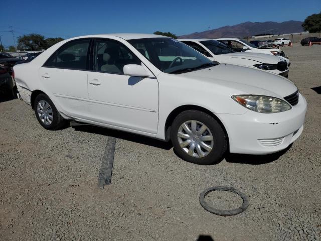 Photo 4 from auction – 2005 TOYOTA CAMRY LE with VIN 4T1BE32K65U023949