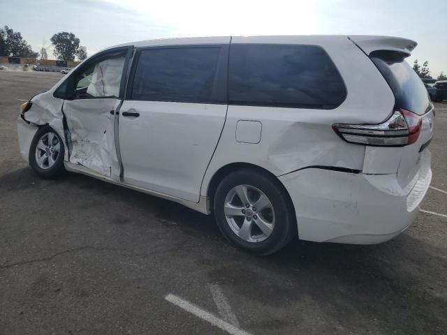 Photo 2 from auction – 2017 TOYOTA SIENNA with VIN 5TDZZ3DC2HS832404