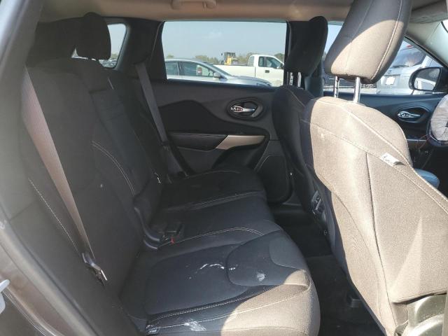 Photo 11 from auction – 2017 JEEP CHEROKEE LATITUDE with VIN 1C4PJLCS5HW643866