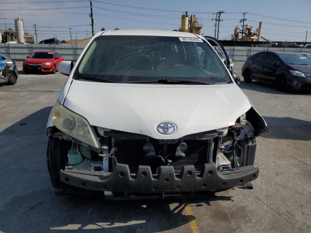 Photo 5 from auction – 2011 TOYOTA SIENNA LE with VIN 5TDKK3DC7BS129684