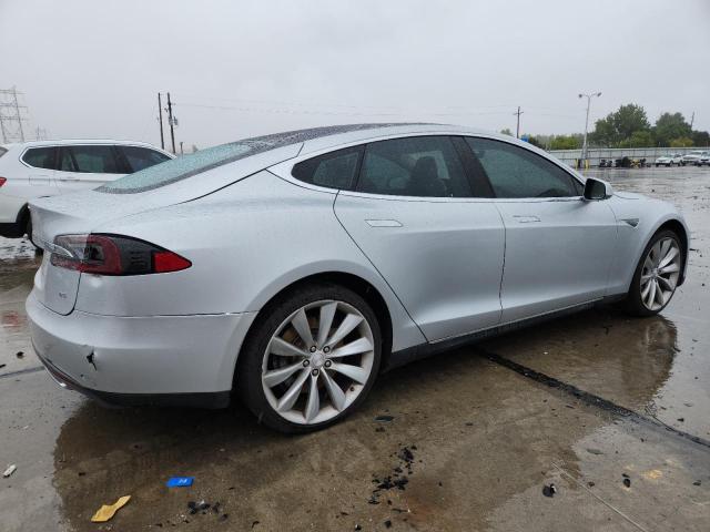 Photo 3 from auction – 2013 TESLA MODEL S with VIN 5YJSA1CN8DFP13173