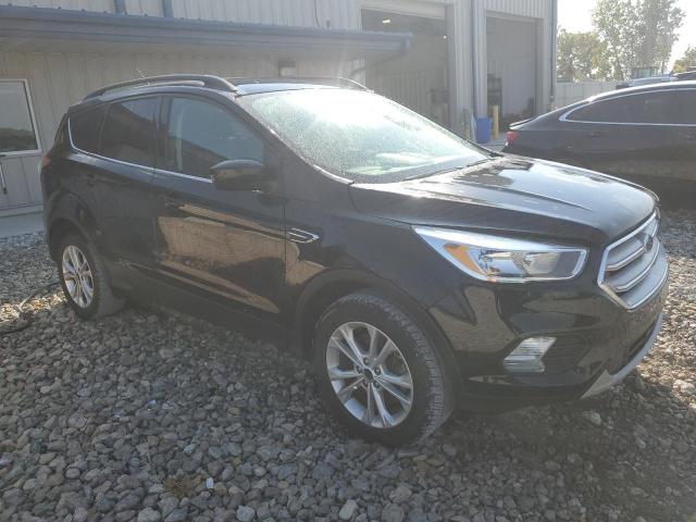 Photo 4 from auction – 2018 FORD ESCAPE SE with VIN 1FMCU9GDXJUB69978