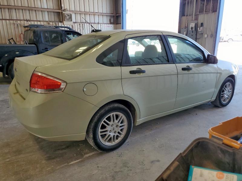 Photo 3 from auction – 2010 FORD FOCUS SE with VIN 1FAHP3FN3AW296428