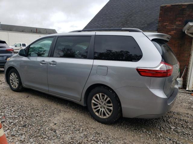 Photo 2 from auction – 2017 TOYOTA SIENNA XLE with VIN 5TDYZ3DC3HS813937