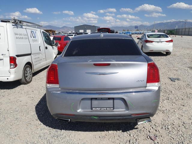 Photo 6 from auction – 2016 CHRYSLER 300 LIMITED with VIN 2C3CCAAG0GH235496
