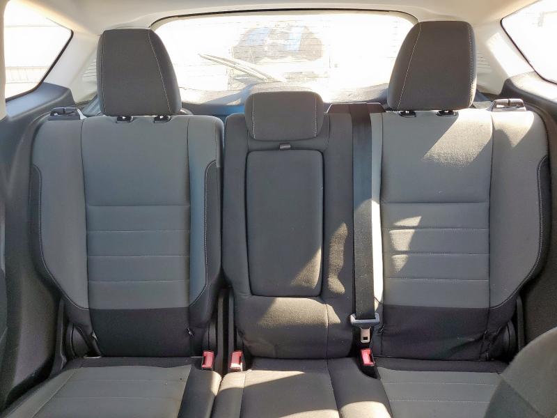 Photo 10 from auction – 2016 FORD C-MAX SE with VIN 1FADP5AU3GL106243