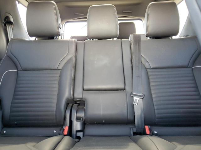 Photo 10 from auction – 2023 LAND ROVER DISCOVERY with VIN SALRM4EU3P2484414