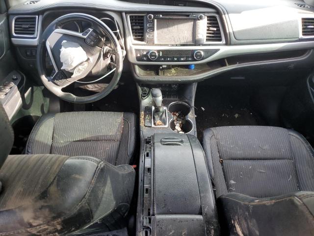 Photo 8 from auction – 2017 TOYOTA HIGHLANDER LE with VIN 5TDZZRFH3HS227447