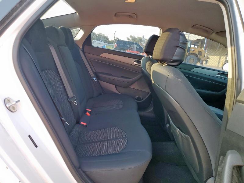 Снимка 10 от търг – 2018 HYUNDAI SONATA с VIN 5NPE34AF4JH667472