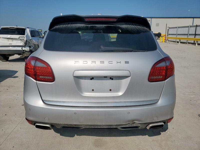Photo 6 from auction – 2011 PORSCHE CAYENNE S with VIN WP1AE2A20BLA93457
