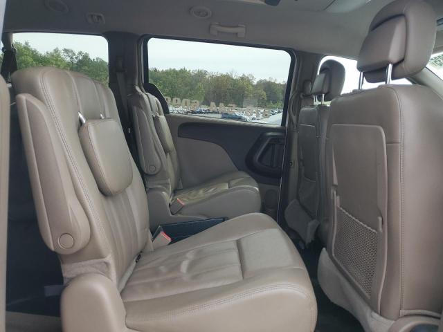 Photo 11 from auction – 2014 CHRYSLER TOWN & COU with VIN 2C4RC1BG4ER216476