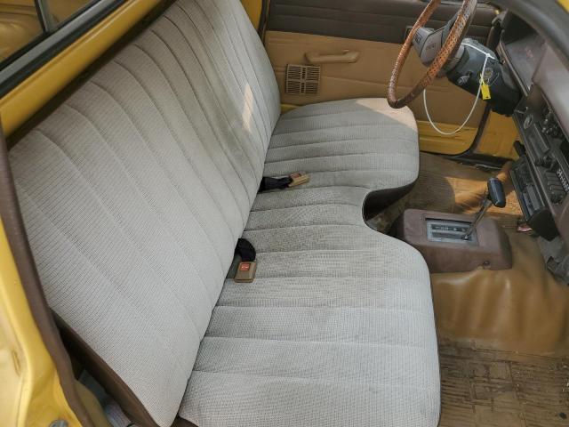 Photo 10 from auction – 1983 TOYOTA PICKUP 1/2 with VIN JT4RN44D7D1105258