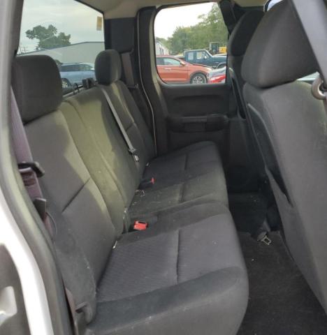 Photo 10 from auction – 2013 CHEVROLET SILVERADO with VIN 1GCRKSE78DZ358712