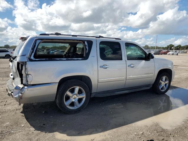 Photo 3 from auction – 2014 CHEVROLET SUBURBAN C with VIN 1GNSCKE00ER232001