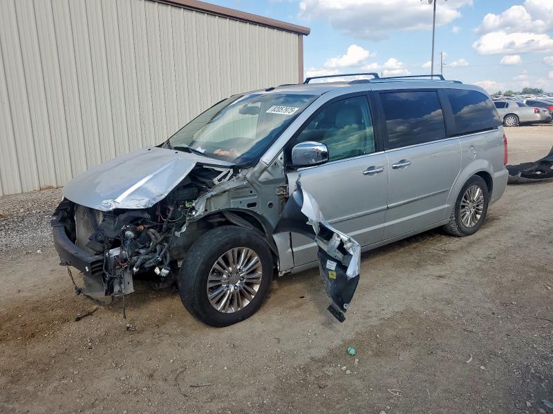 CHRYSLER TOWN & COU 2011 with VIN 2A4RR6DG6BR667200 - Photo from auction
