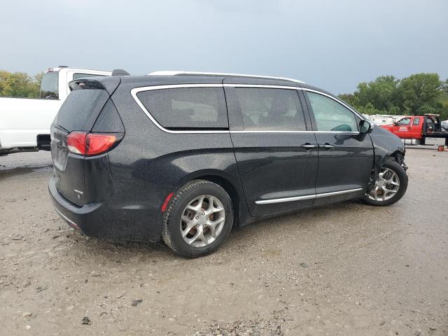 Photo 3 from auction – 2017 CHRYSLER PACIFICA L with VIN 2C4RC1GG3HR528382