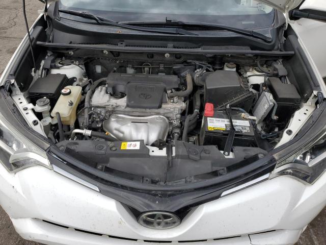 Photo 11 from auction – 2017 TOYOTA RAV4 XLE with VIN JTMRFREV4HJ131405