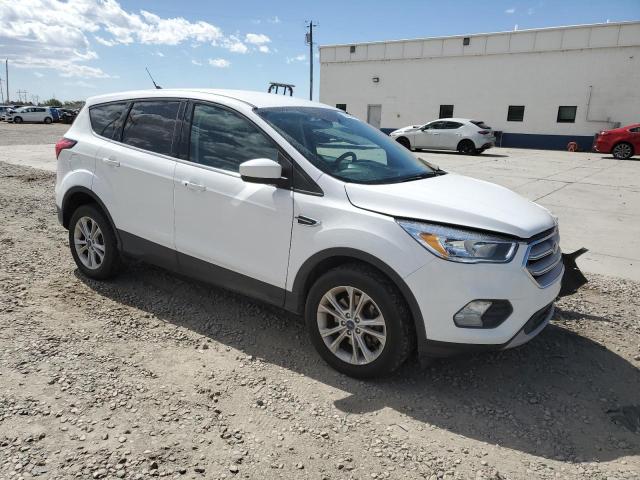 Photo 4 from auction – 2019 FORD ESCAPE SE with VIN 1FMCU9GD7KUB11828