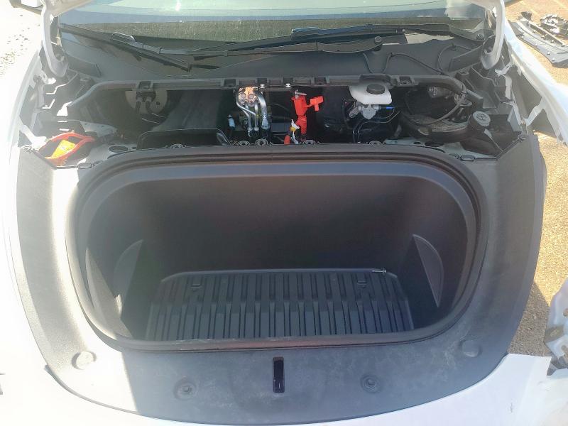 Photo 11 from auction – 2025 TESLA MODEL Y with VIN 7SAYGDED2SA379489
