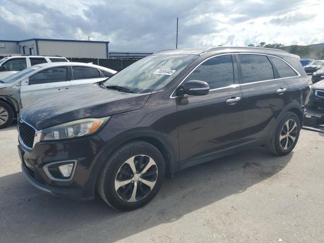 KIA SORENTO EX 2017 with VIN 5XYPH4A54HG302132 - Photo from auction