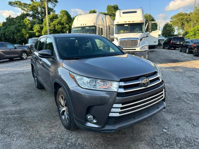 TOYOTA HIGHLANDER 2017 with VIN 5TDBZRFH6HS416630 - Photo from auction