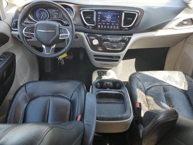 Photo 8 from auction – 2017 CHRYSLER PACIFICA T with VIN 2C4RC1BG7HR532636