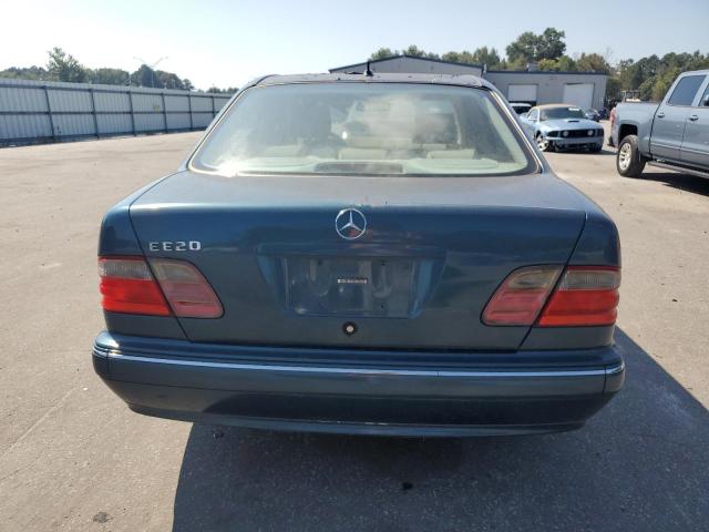 Photo 6 from auction – 2001 MERCEDES-BENZ E 320 with VIN WDBJF65J71B191394