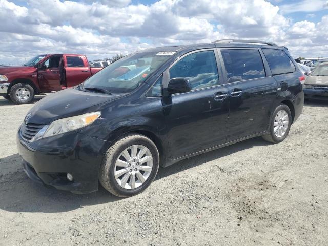 TOYOTA SIENNA XLE 2011 with VIN 5TDYK3DC0BS026844 - Photo from auction