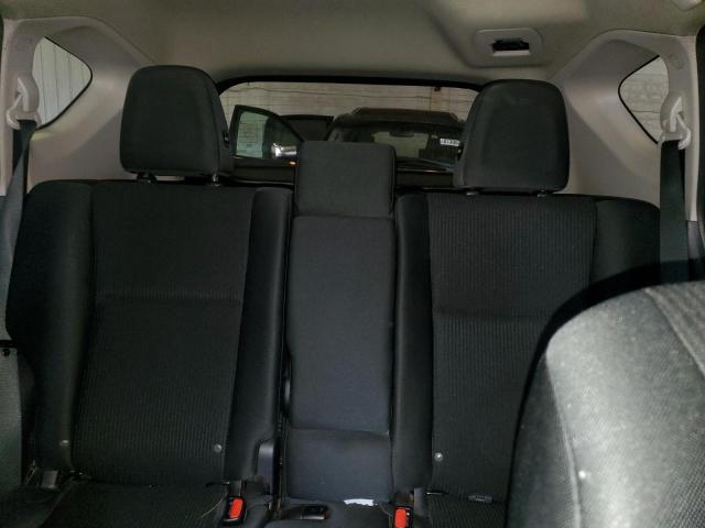 Photo 10 from auction – 2017 TOYOTA RAV4 LE with VIN 2T3ZFREV4HW361530