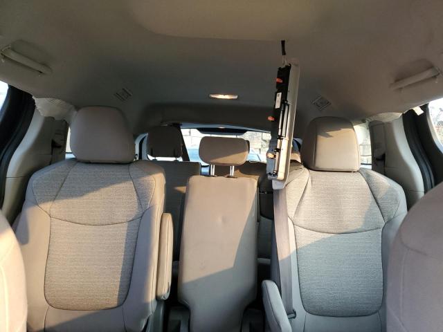 Photo 10 from auction – 2021 TOYOTA SIENNA LE with VIN 5TDKSKFC2MS019491