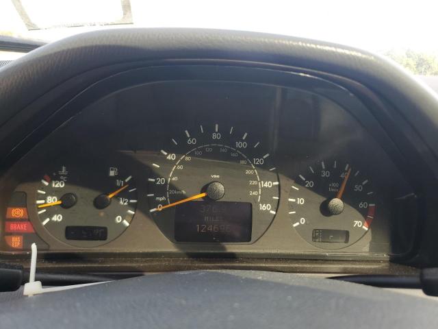 Photo 9 from auction – 2001 MERCEDES-BENZ E 320 4MAT with VIN WDBJF82JX1X061113