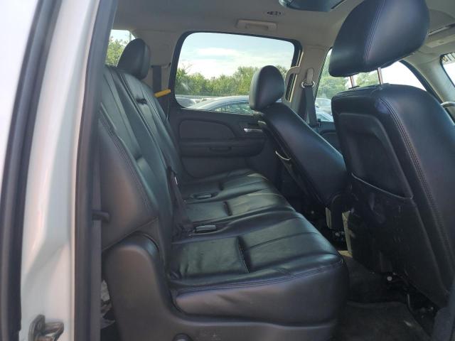 Photo 10 from auction – 2013 CHEVROLET SUBURBAN K with VIN 1GNSKJE71DR192536