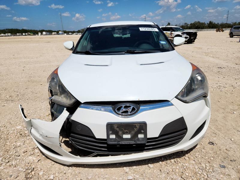 Photo 5 from auction – 2014 HYUNDAI VELOSTER with VIN KMHTC6ADXEU211730