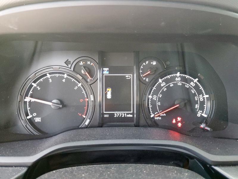 Photo 9 from auction – 2023 TOYOTA 4RUNNER SE with VIN JTEMU5JR1P6188384
