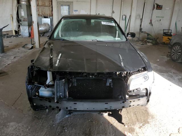Photo 5 from auction – 2016 CHRYSLER 300 LIMITE with VIN 2C3CCAAG4GH298567