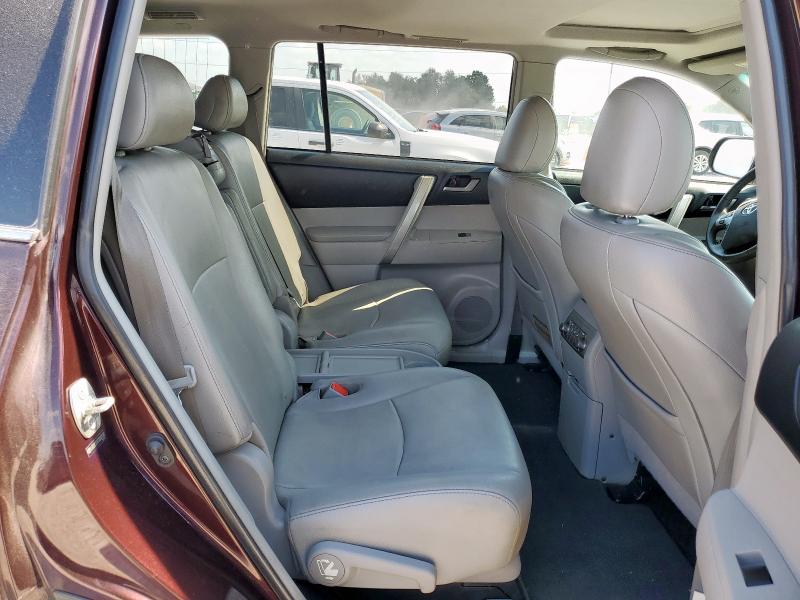 Photo 11 from auction – 2012 TOYOTA HIGHLANDER with VIN 5TDZK3EH7CS087589