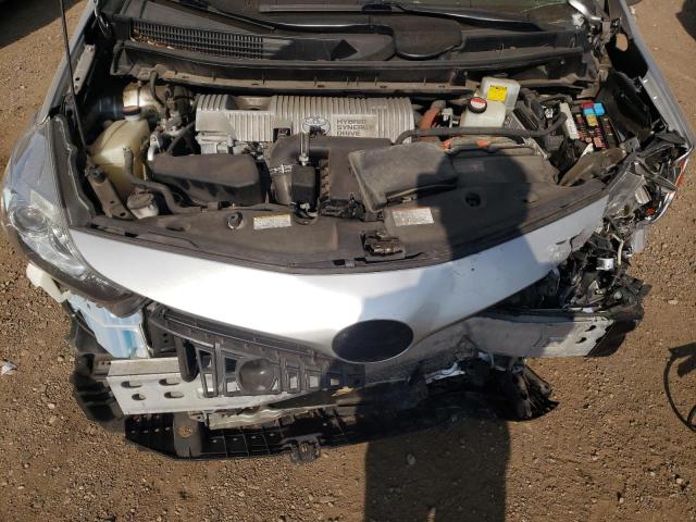 Photo 11 from auction – 2016 TOYOTA PRIUS V with VIN JTDZN3EU5GJ042237