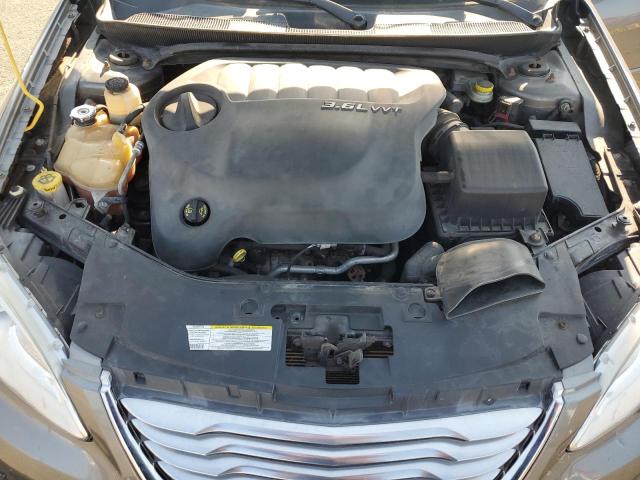Photo 11 from auction – 2013 CHRYSLER 200 TOURIN with VIN 1C3CCBBG7DN732021