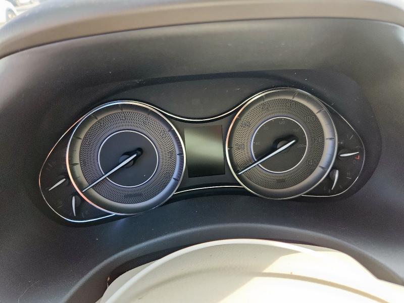 Photo 9 from auction – 2015 INFINITI QX80 with VIN JN8AZ2NF2F9571405