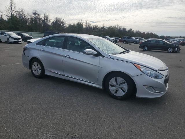 Photo 4 from auction – 2014 HYUNDAI SONATA with VIN KMHEC4A4XEA114896